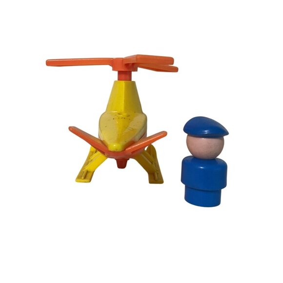 Vintage Fisher-Price Little People Helicopter & Pilot - Picture 4 of 4